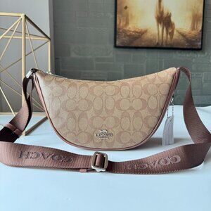 Coach Half Moon Bag Women's Crossbody Bag Croissant Bag